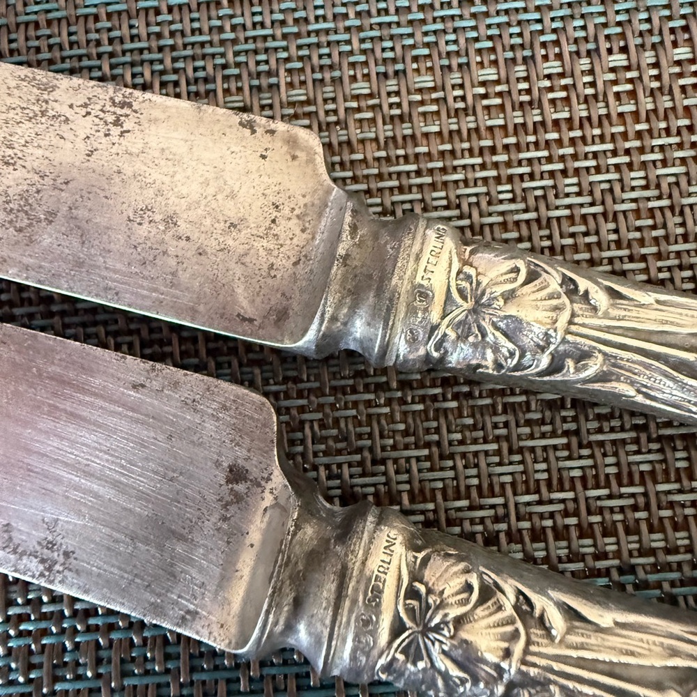 Art Nouveau Antique 2  sterling silver handle Gorham Virginia dinner knives - Picture 3 of 6